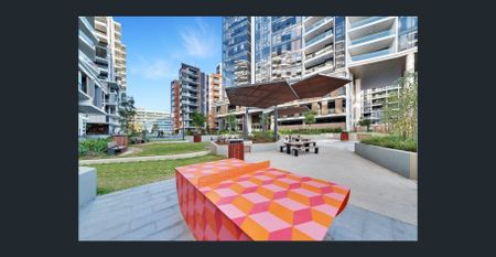 FURNISHED 3 BEDROOM APARTMENT WITH PARKING IN MASCOT CENTRAL - Photo 4