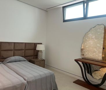 House in Nueva Andalucía, Costa del Sol - Photo 1