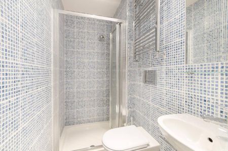 Flat B Penywern Road, Earls Court SW5 9SX - Photo 4