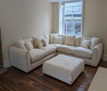 3 Bedroom Apartment To Let - Photo 1