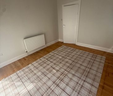 3 Bed Flat, Merchiston Gardens, EH10 - Photo 3