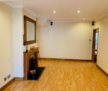 3 bedroom semi detached bungalow to rent, - Photo 1