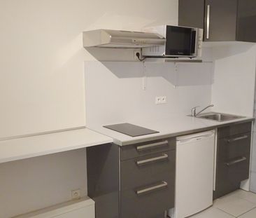 Location Appartement 1 pièce 21m² NARBONNE 11100 - Photo 2