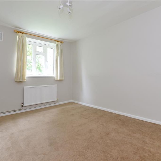 Oaklands Estate - Photo 1