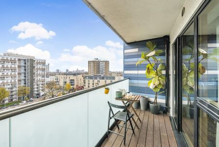 2 bedroom flat to rent - Photo 2