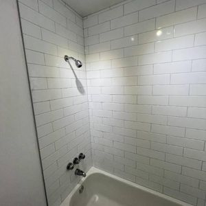 1 1/2 tout compris avec internet décembre - Photo 2