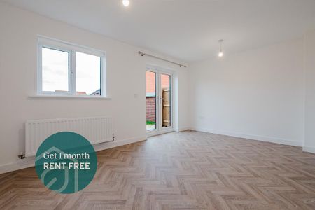 4 bedroom semi-detached house to rent - Photo 2