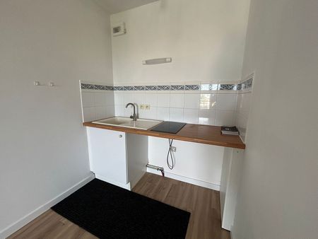 Location Appartement 2 pièces 44m² - Photo 3