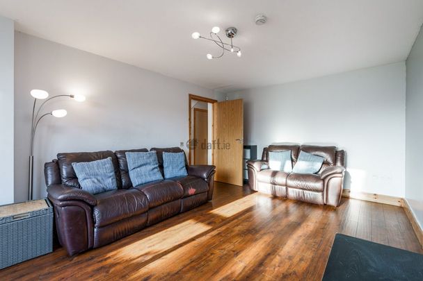 House to rent in Dublin, Lucan, Castlegate Park - Photo 1