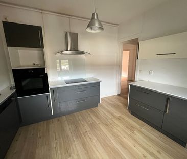 Location Appartement 5 pièces 133m² - Photo 6