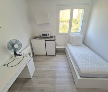 Location Appartement 1 pièce 11m² MARSEILLE 9ème - Photo 3