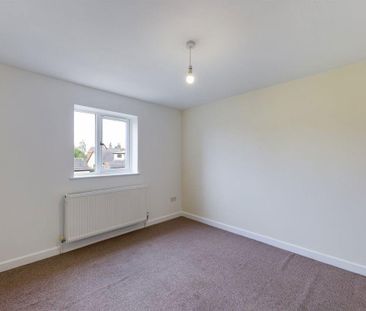 4 bedroom terraced house to rent - Photo 6