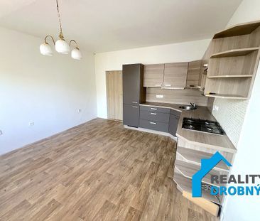 Pronájem bytu 1+1 42 m² - Photo 2