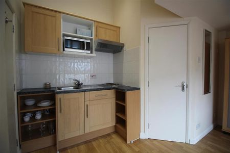 Studio to rent - Photo 3