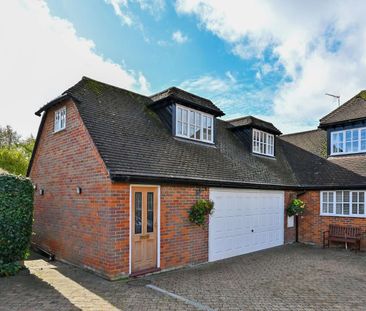 A one-bedroom annex located in the heart of Marlow with bills included - Photo 4