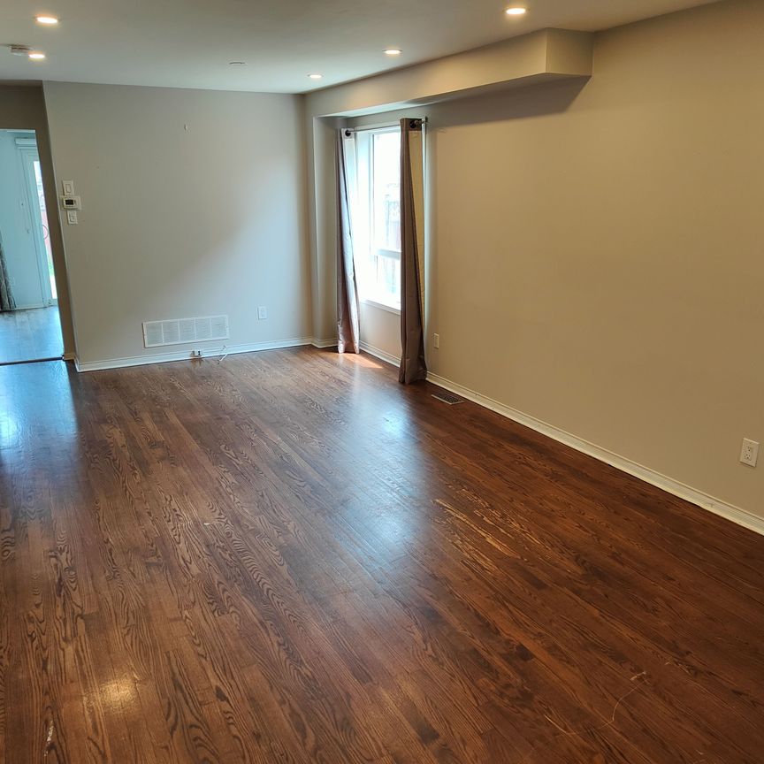 For Lease - 5919 Tampico Way, Mississauga, Ontario - Photo 1