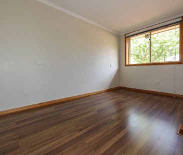 Spacious Four Bedroom Family Home in Fantastic Location - Photo 5