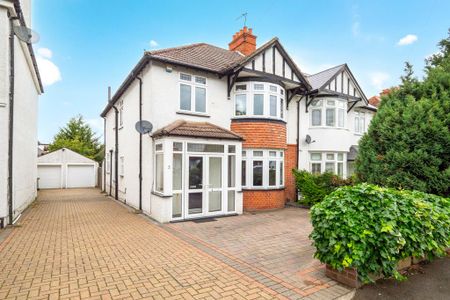4 bedroom house to rent - Photo 2