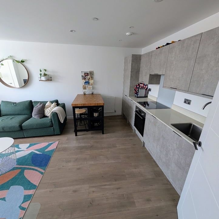 1 Bed Flat, Kingston Road, SW20 - Photo 1
