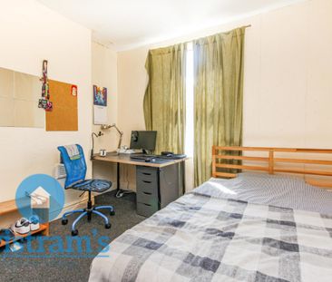 4 bed Mid Terraced House for Rent - Photo 6