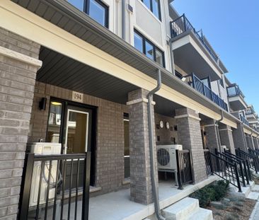 For Lease - 194 MATAWIN Lane, Richmond Hill, Ontario - Photo 2