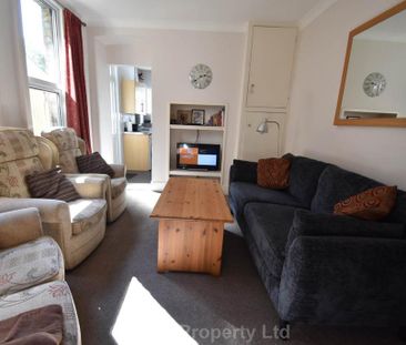 1 bedroom in a house share to rent - Photo 1