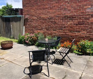 Coburg North - Photo 1