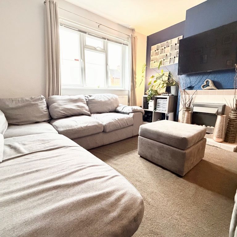 Scott Avenue, Gloucester - Photo 1