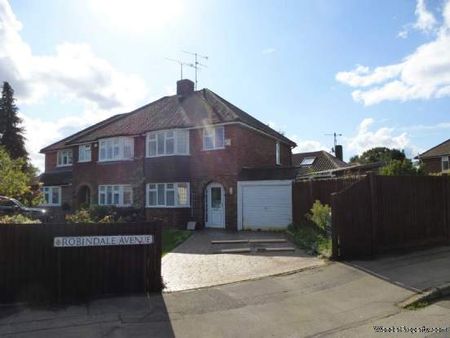 3 bedroom property to rent in Reading - Photo 2