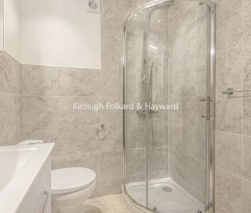 4 bedroom flat to rent - Photo 2