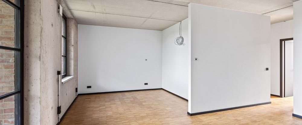 In zweiter Reihe. Sauna. Kamin. Ankleide. Urban Gardening - Foto 1