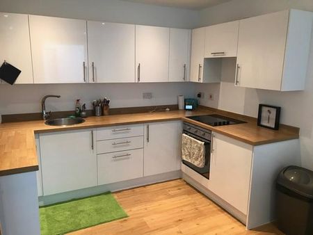 2 bedroom apartment to rent - Photo 5