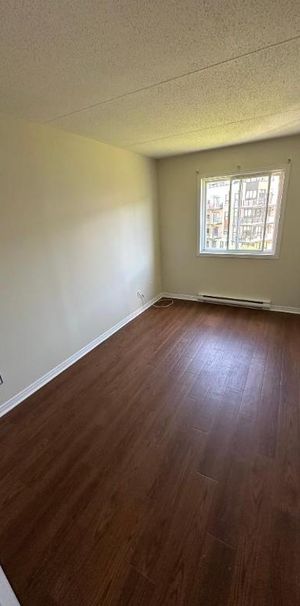 2 CH - 1 SDB - Gatineau - $1,705 /mo - Photo 1