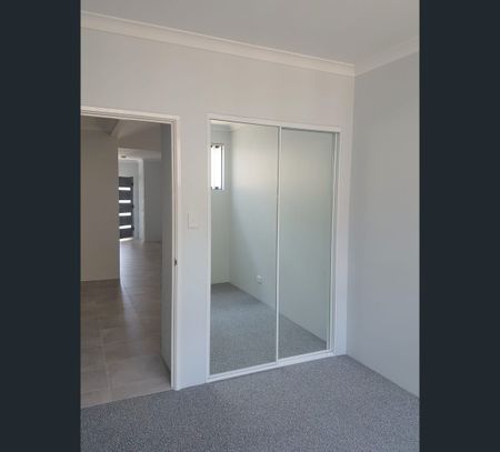5B William St, Armadale, WA 6112 - Photo 4