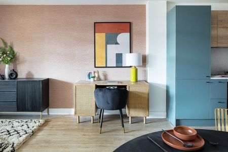 The Vale RH2 - Photo 2