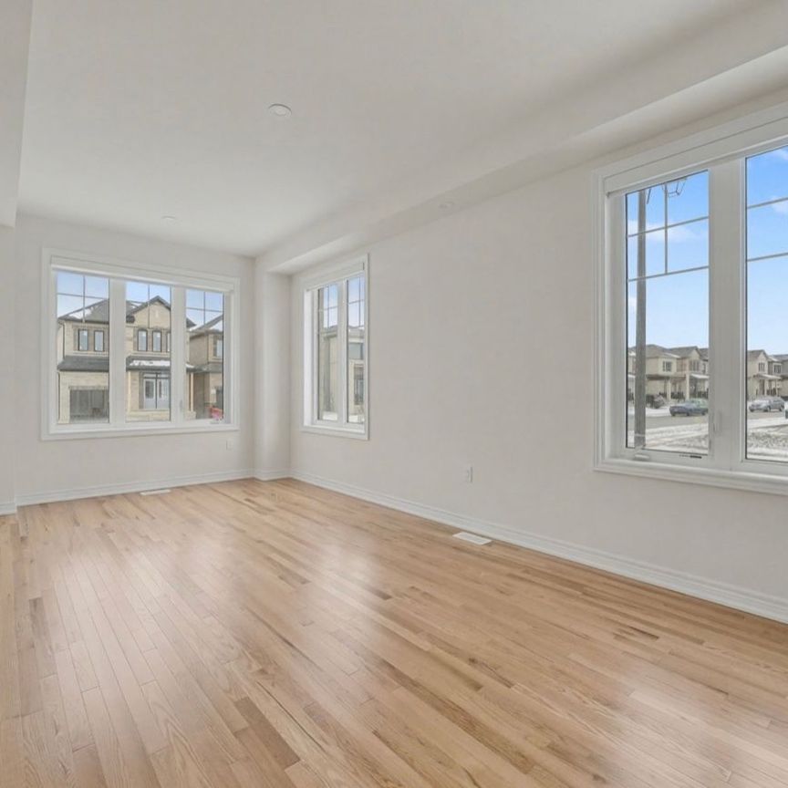 For Lease - 396 Kennedy Circle, Milton, Ontario - Photo 1