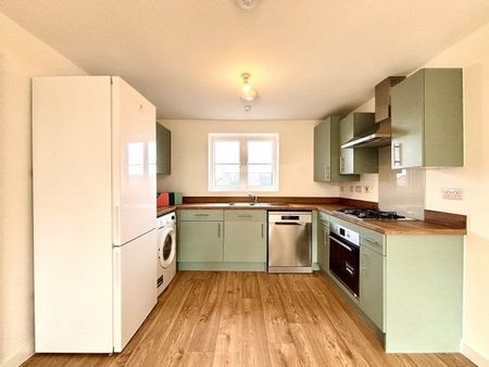 Martins Way, Stratford-upon-Avon, CV37 - Photo 2