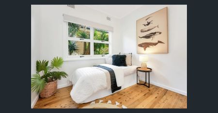 Relaxed Terrigal Escape with Expansive Outdoor Decking - Photo 5