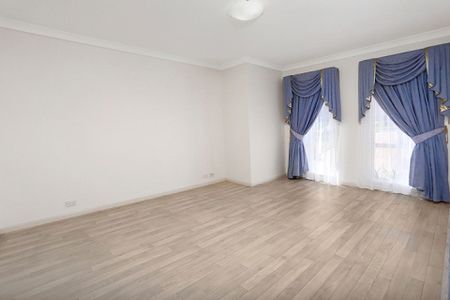 51 Wrights Road, Castle Hill. - Photo 2