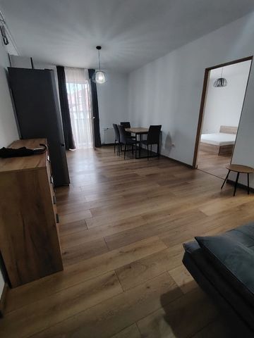 Ap cu 2 camere, semidecomandat, 48 mp , Florilor - Fotografie 2