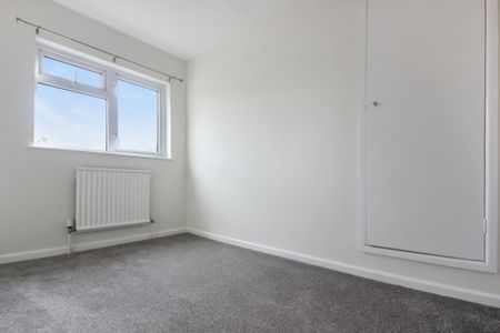 Olveston, Bristol, Gloucestershire, BS35 4DX - Photo 4