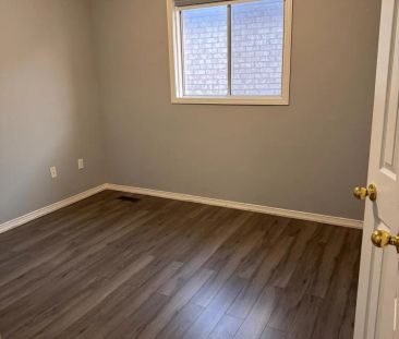 154 BROOMLANDS DRIVE - Photo 4