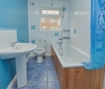 24a Cairndore Walk, Newtownards, BT23 8PE - Photo 4
