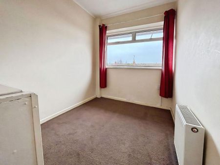 3 bedroom maisonette to rent - Photo 3