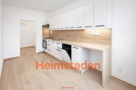 Pronájem bytu 2+1 65 m - Fotografie 2