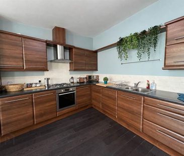 33 Winter Gardens, Alfred Street, Belfast, BT2 8EP - Photo 6