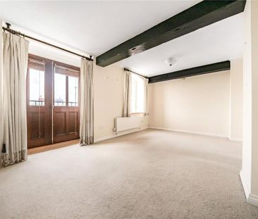 4 bedroom flat to rent - Photo 3