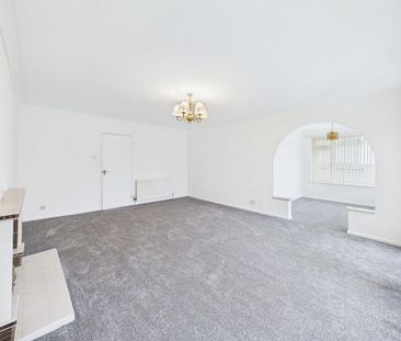 3 bedroom detached bungalow to rent - Photo 2