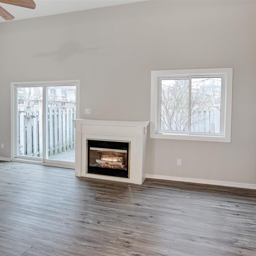 For Lease - 2145 Sherobee Road Unit# 85, Mississauga, Ontario - Photo 1