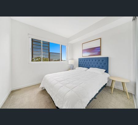 601/8 Meron Street, Southport, Qld 4215 - Photo 3